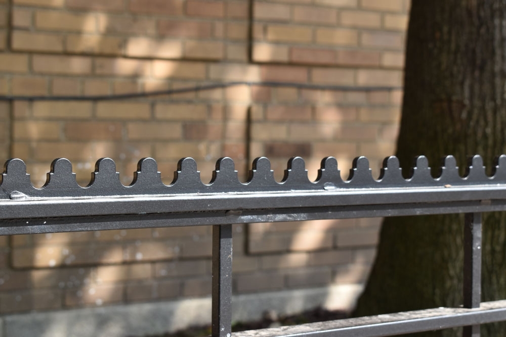 Loafer Rail Detail
