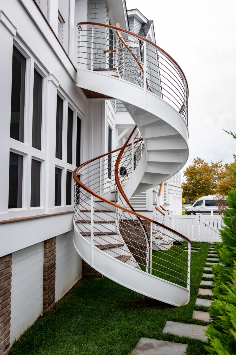 Designer-Helical-Staircase-04