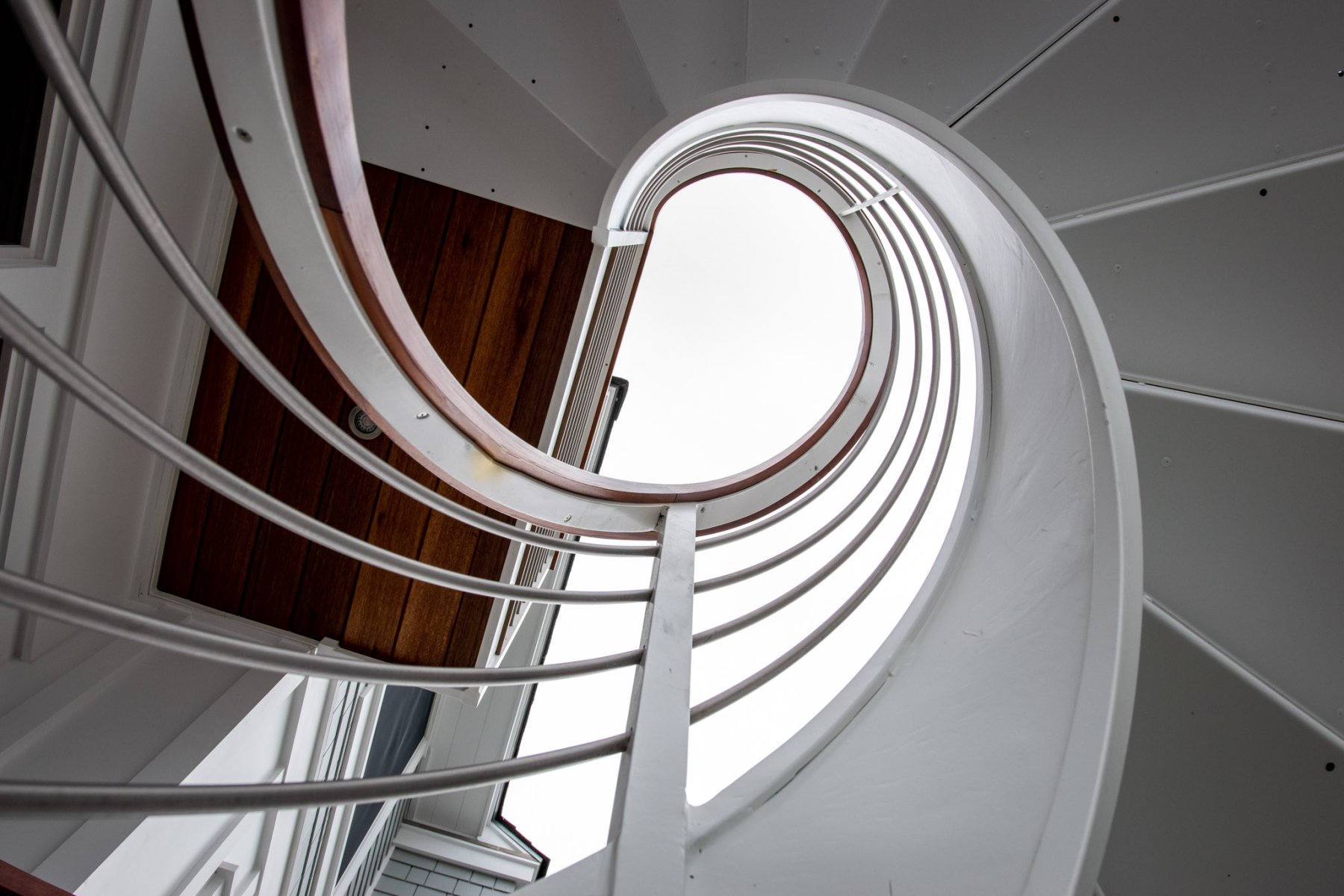 Designer-Helical-Staircase-07