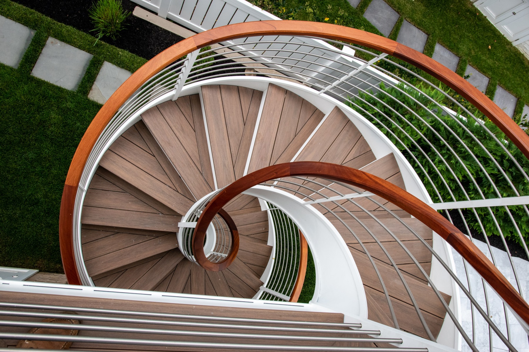 Designer-Helical-Staircase-11