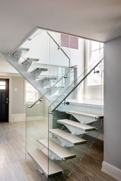Modern-Glass-and-Wood-Stair-3