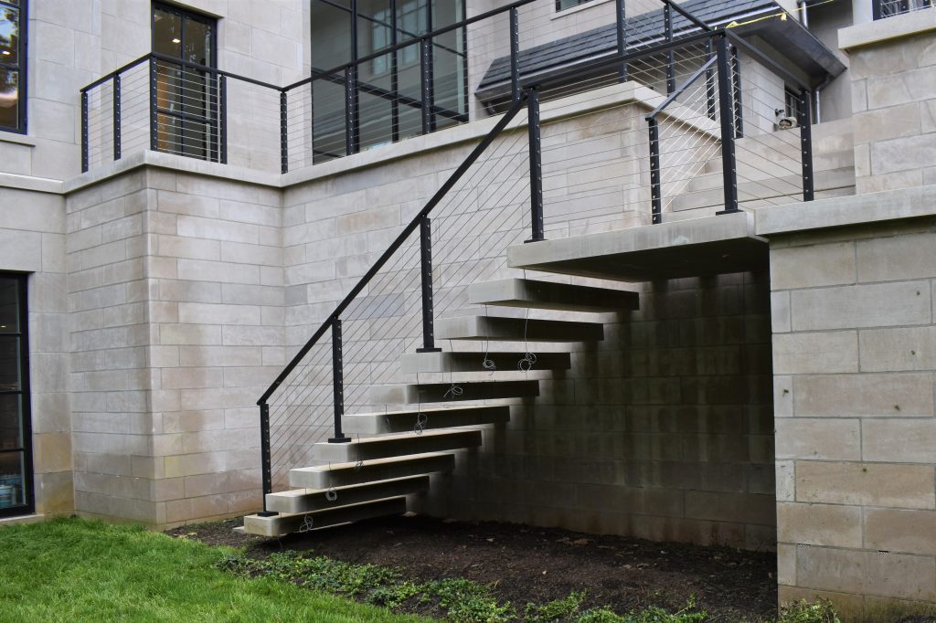 Cantilevered Staircase 